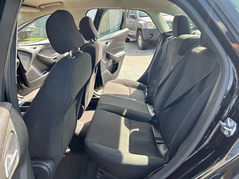 Used 2017 Ford Focus SE image 23