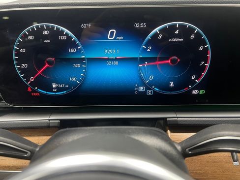 Used 2022 Mercedes-Benz GLE 350 4MATIC image 32