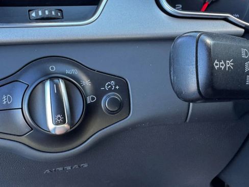 Used 2010 Audi A5 2.0T Premium Plus w/ Premium Plus Pkg image 20