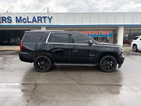 Used 2017 Chevrolet Tahoe LT AWD/4WD image 2