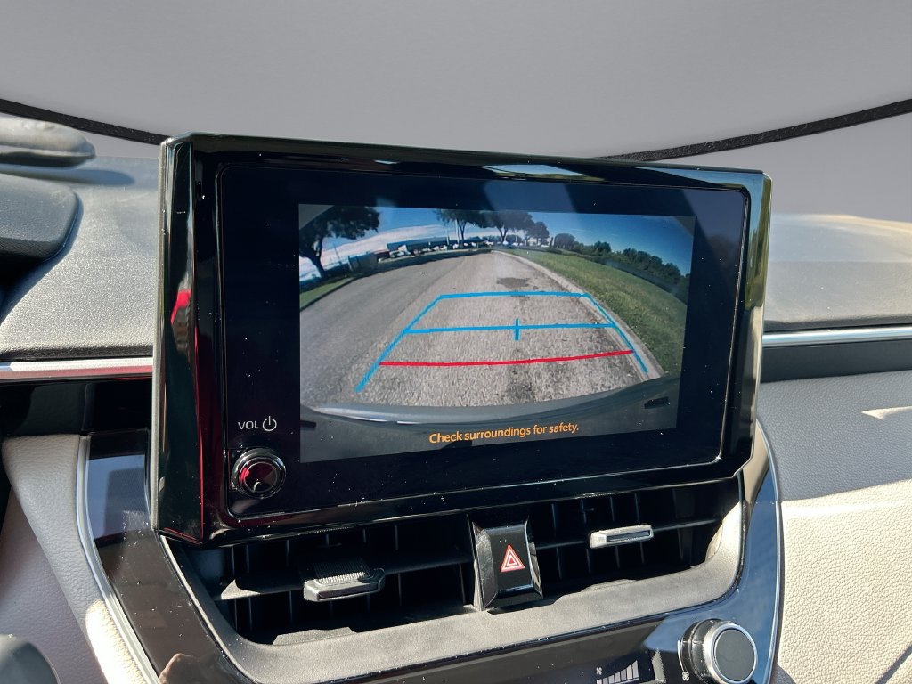 Used 2024 Toyota Corolla LE FWD image 22