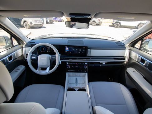 Certified 2026 Hyundai Santa Fe SE FWD image 24