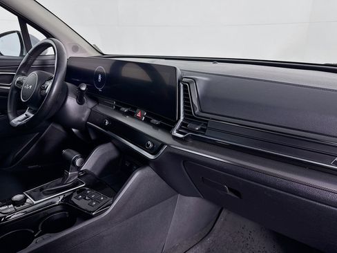 Used 2024 Kia Sportage SX image 29