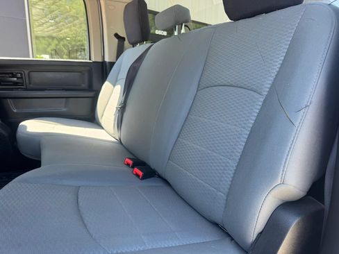 Used 2017 RAM 3500 Tradesman w/ Chrome Appearance Group AWD/4WD image 28