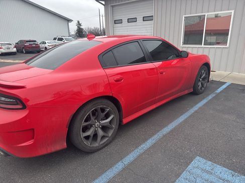Used 2019 Dodge Charger GT image 3