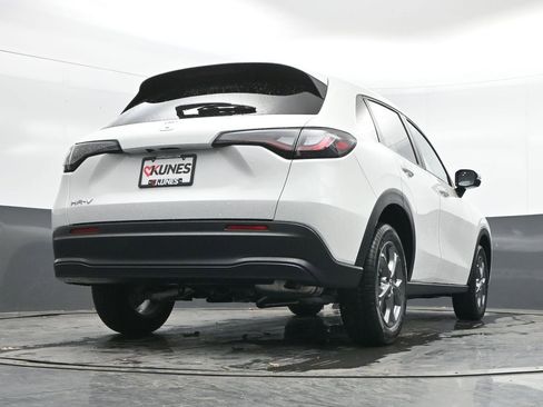 New 2026 Honda HR-V LX image 36