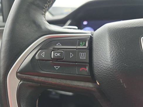 Used 2022 Jeep Grand Cherokee L Limited image 36