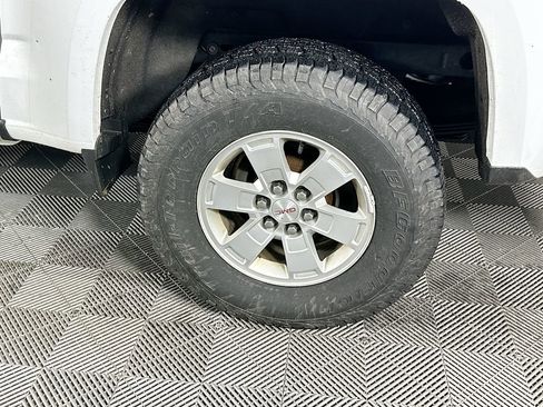 Used 2019 GMC Canyon 2WD Crew Cab w/ Convenience Package image 34