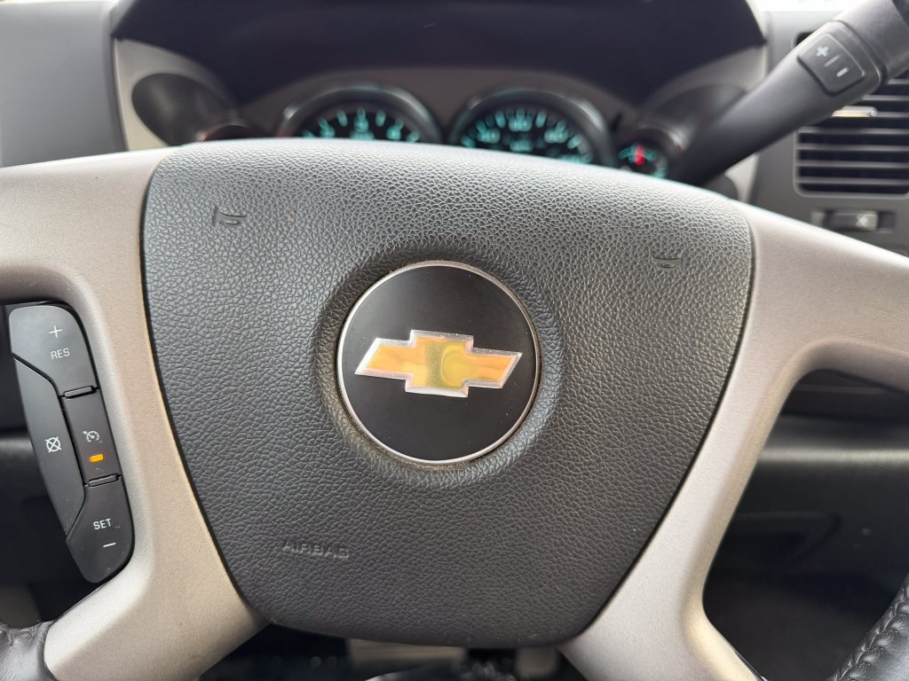 Used 2012 Chevrolet Silverado 2500 LT AWD/4WD image 10