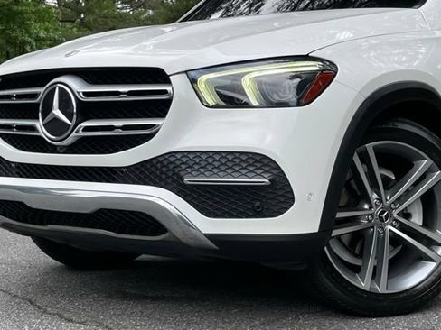 Used 2021 Mercedes-Benz GLE 350 w/ Premium Package image 3