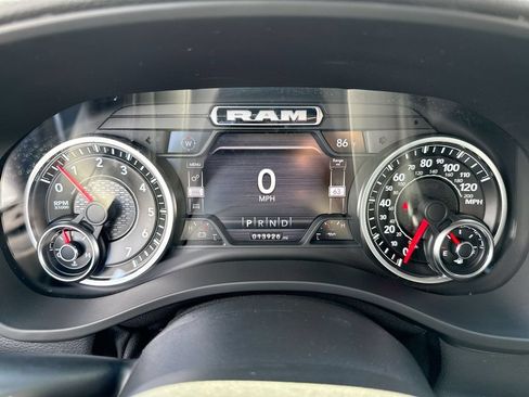 Used 2022 RAM 1500 Big Horn w/ Night Edition RWD image 15