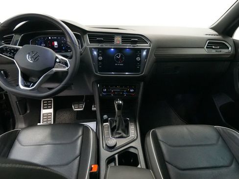 Used 2022 Volkswagen Tiguan SEL R-Line image 35