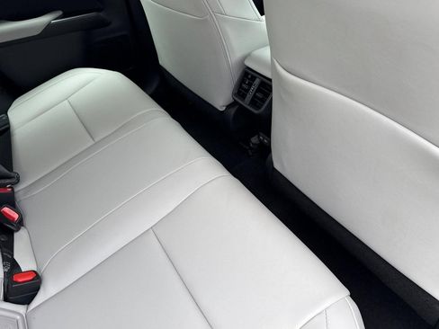 Certified 2025 Lexus UX 300h FWD w/ Accessory Package (Z2) image 29