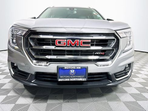 Used 2023 GMC Terrain AT4 image 3