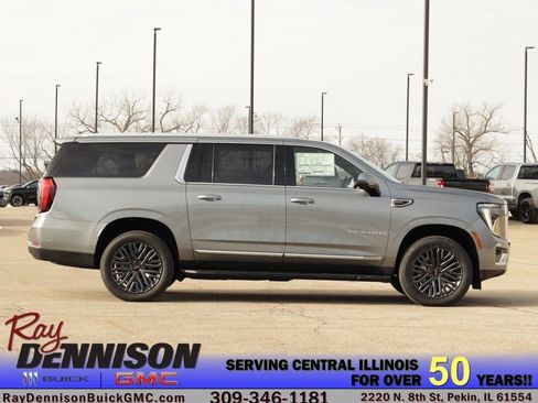 New 2026 GMC Yukon XL Elevation image 8