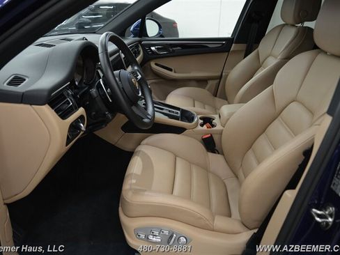 Used 2023 Porsche Macan AWD/4WD image 13