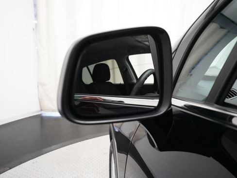Used 2020 Chevrolet Trax LT FWD image 24