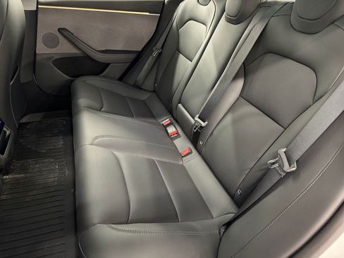 Used 2025 Tesla Model 3 Long Range RWD image 28