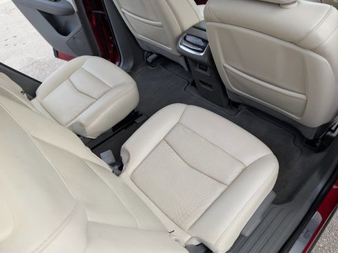 Used 2021 Cadillac XT6 Premium Luxury image 20