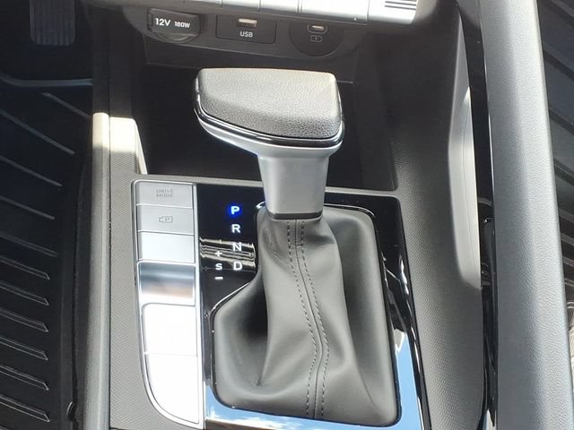 Used 2026 Hyundai Elantra Hybrid FWD image 19