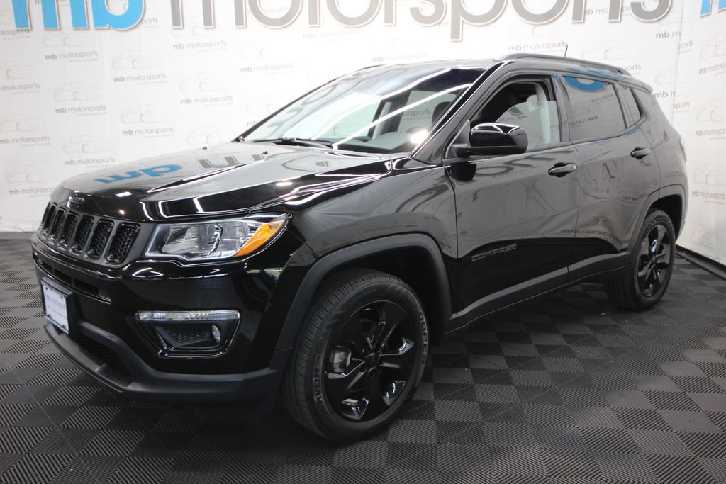 Used 2020 Jeep Compass Latitude AWD/4WD image 2