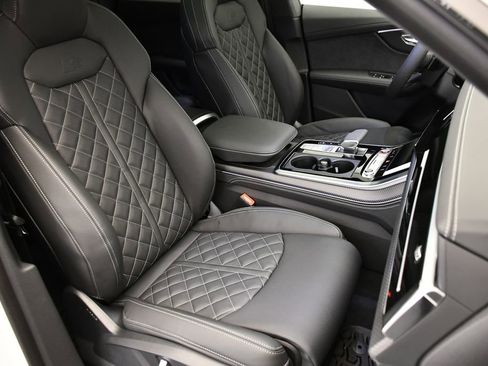 New 2026 Audi SQ8 Prestige image 46
