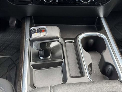 Used 2022 Chevrolet Silverado 1500 RST w/ Redline Edition image 8