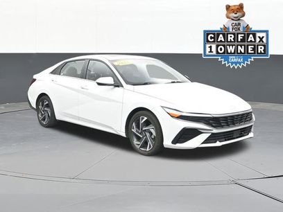 Used 2025 Hyundai Elantra SEL