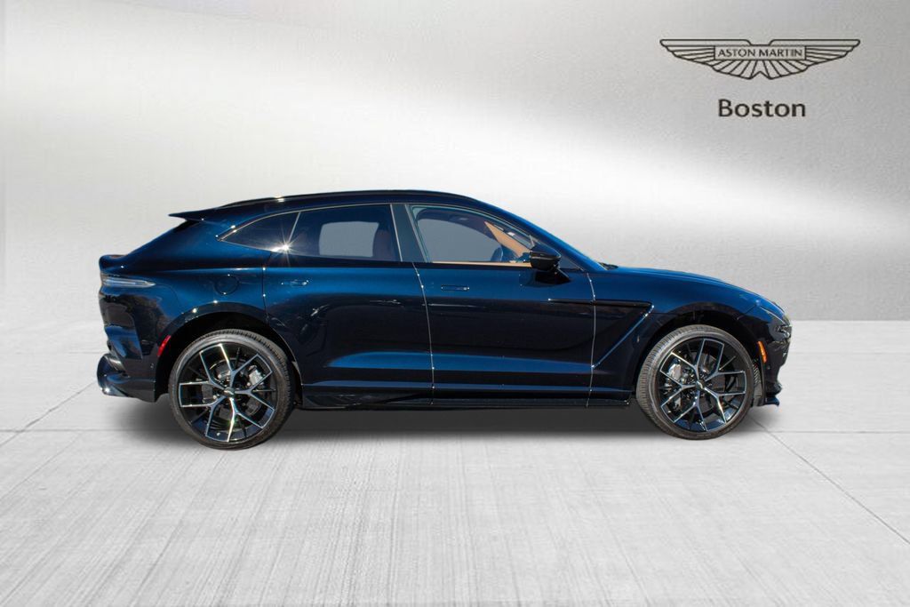 Used 2025 Aston Martin DBX 707 AWD/4WD image 2