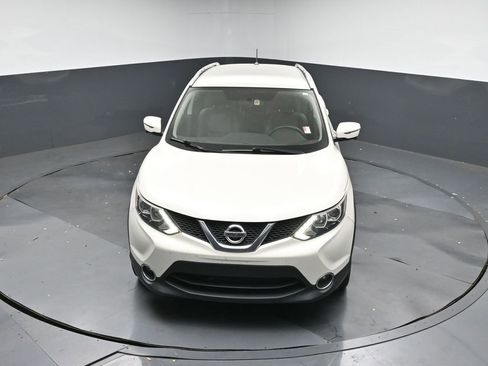 Used 2017 Nissan Rogue Sport SL image 24