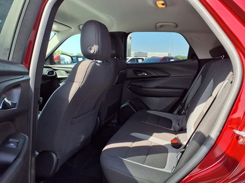 Used 2023 Chevrolet TrailBlazer LT FWD image 22