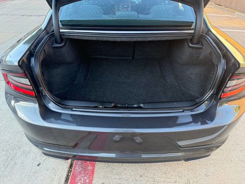 Used 2017 Dodge Charger R/T w/ Blacktop Package image 36