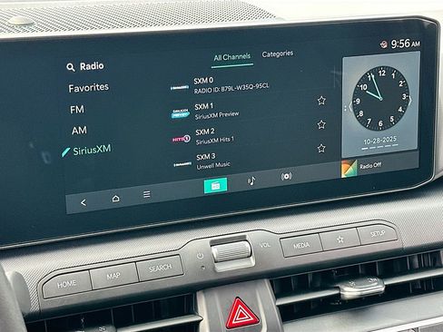 New 2025 Kia K4 LXS image 14