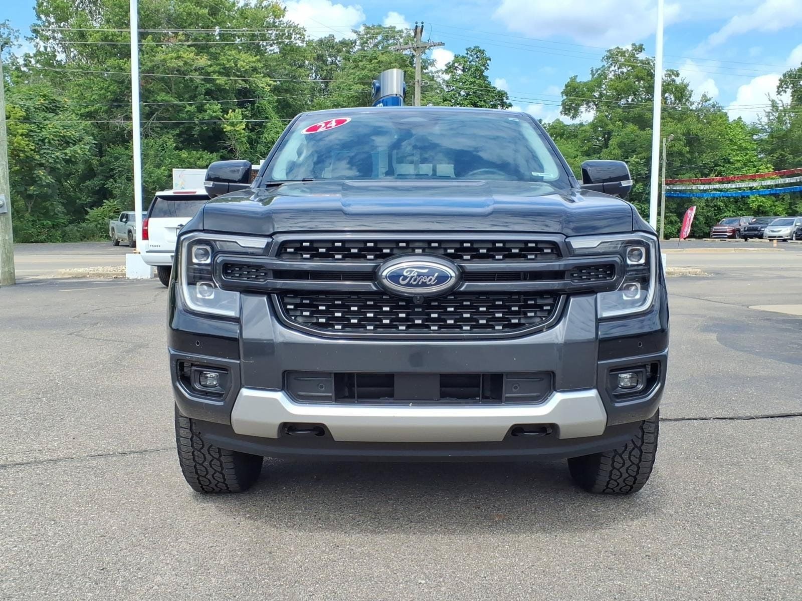 Used 2024 Ford Ranger Lariat w/ Advanced Towing Package AWD/4WD image 2