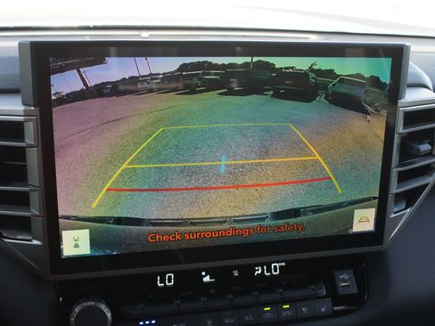 Certified 2026 Toyota Tundra Limited AWD/4WD image 13