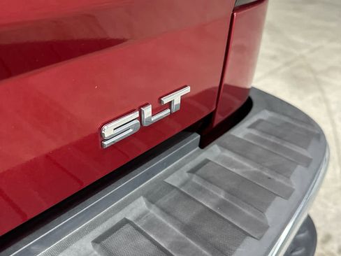 Used 2018 GMC Sierra 1500 SLT w/ SLT Premium Package image 31