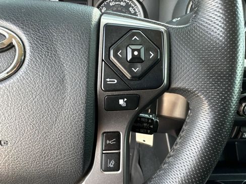 Used 2019 Toyota Tacoma SR5 image 33