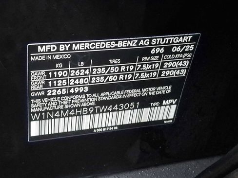 Used 2026 Mercedes-Benz GLB 250 4MATIC image 25