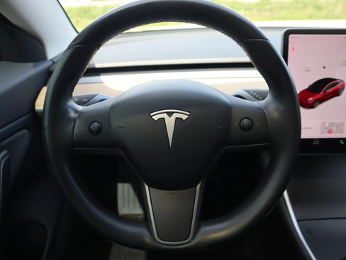 Used 2018 Tesla Model 3 Long Range AWD/4WD image 15