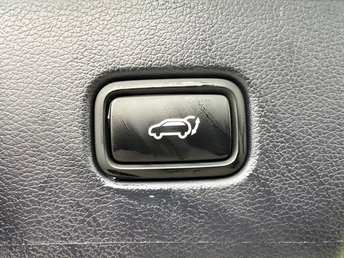 Certified 2024 Hyundai Palisade Calligraphy AWD/4WD image 11