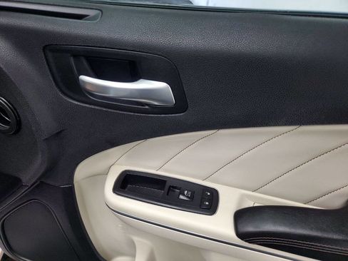 Used 2018 Dodge Charger SXT Plus w/ Quick Order Package 29J image 16