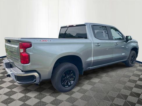 Used 2025 Chevrolet Silverado 1500 LT image 5
