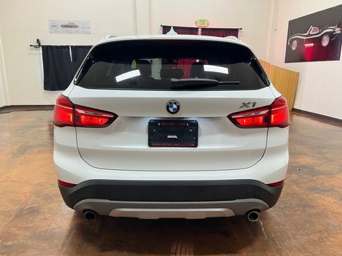 Used 2018 BMW X1 xDrive28i image 8