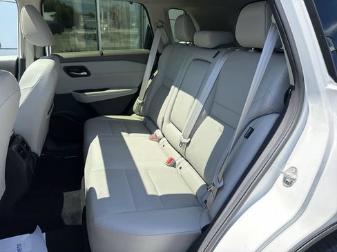 Certified 2023 Nissan Rogue SV w/ SV Premium B Package AWD/4WD image 23