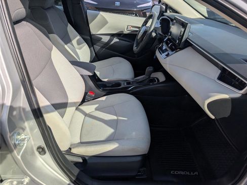 Used 2020 Toyota Corolla L image 10