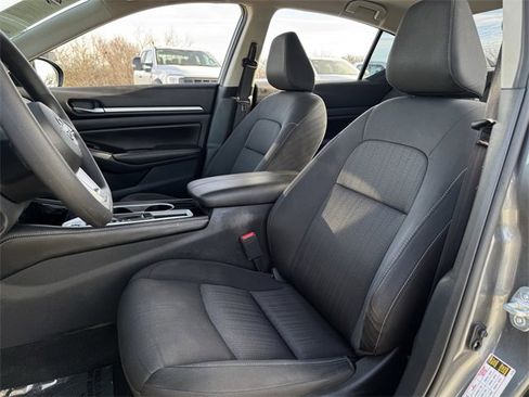 Used 2023 Nissan Altima 2.5 SV image 26