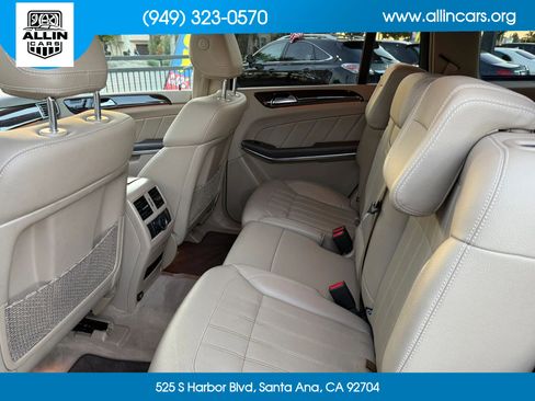 Used 2014 Mercedes-Benz GL 450 4MATIC image 14