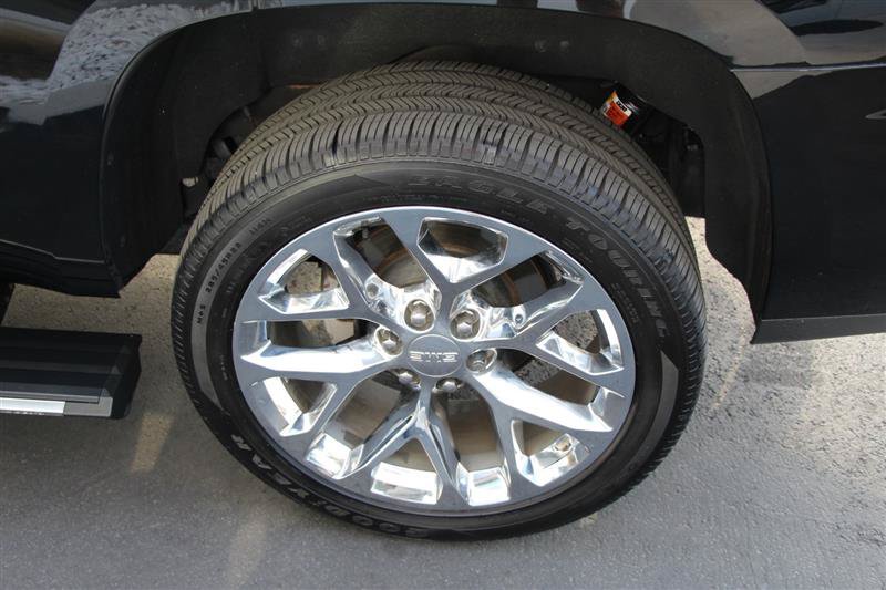 Used 2019 GMC Yukon Denali w/ Denali Ultimate Package AWD/4WD image 36