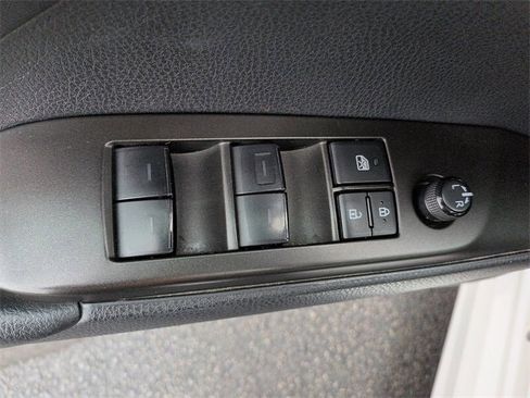 Certified 2023 Toyota Camry SE image 16