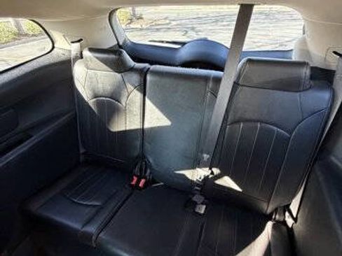 Used 2015 Buick Enclave Leather image 22